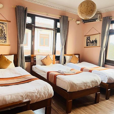 Hotel Cloud 9 Garden Kathmandu Esterno foto