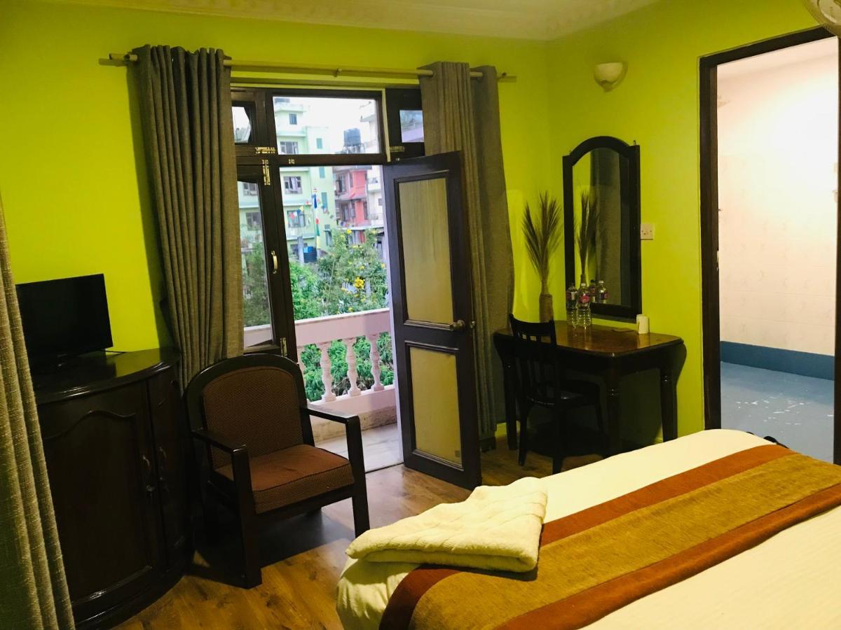 Hotel Cloud 9 Garden Kathmandu Esterno foto