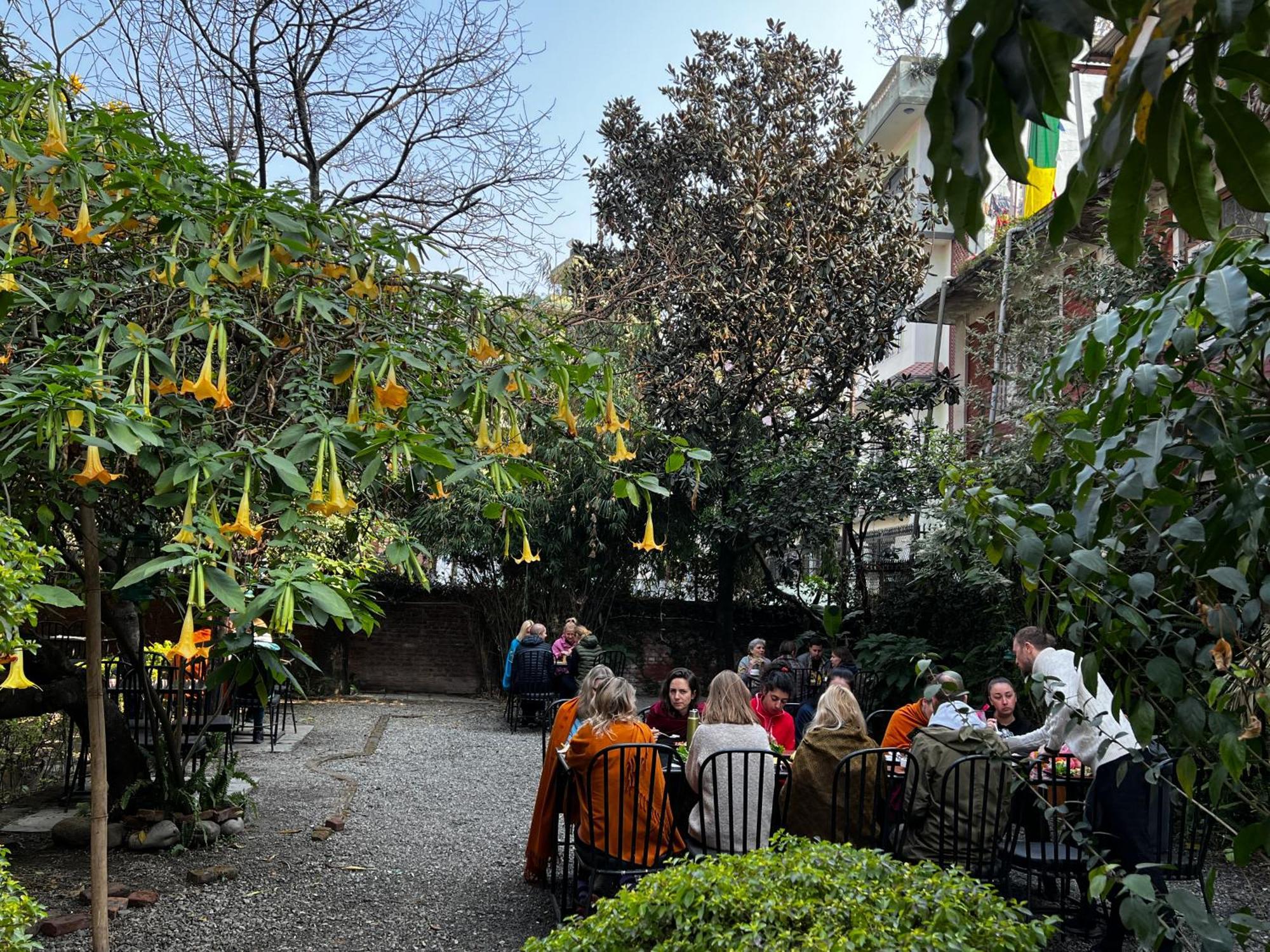Hotel Cloud 9 Garden Kathmandu Esterno foto