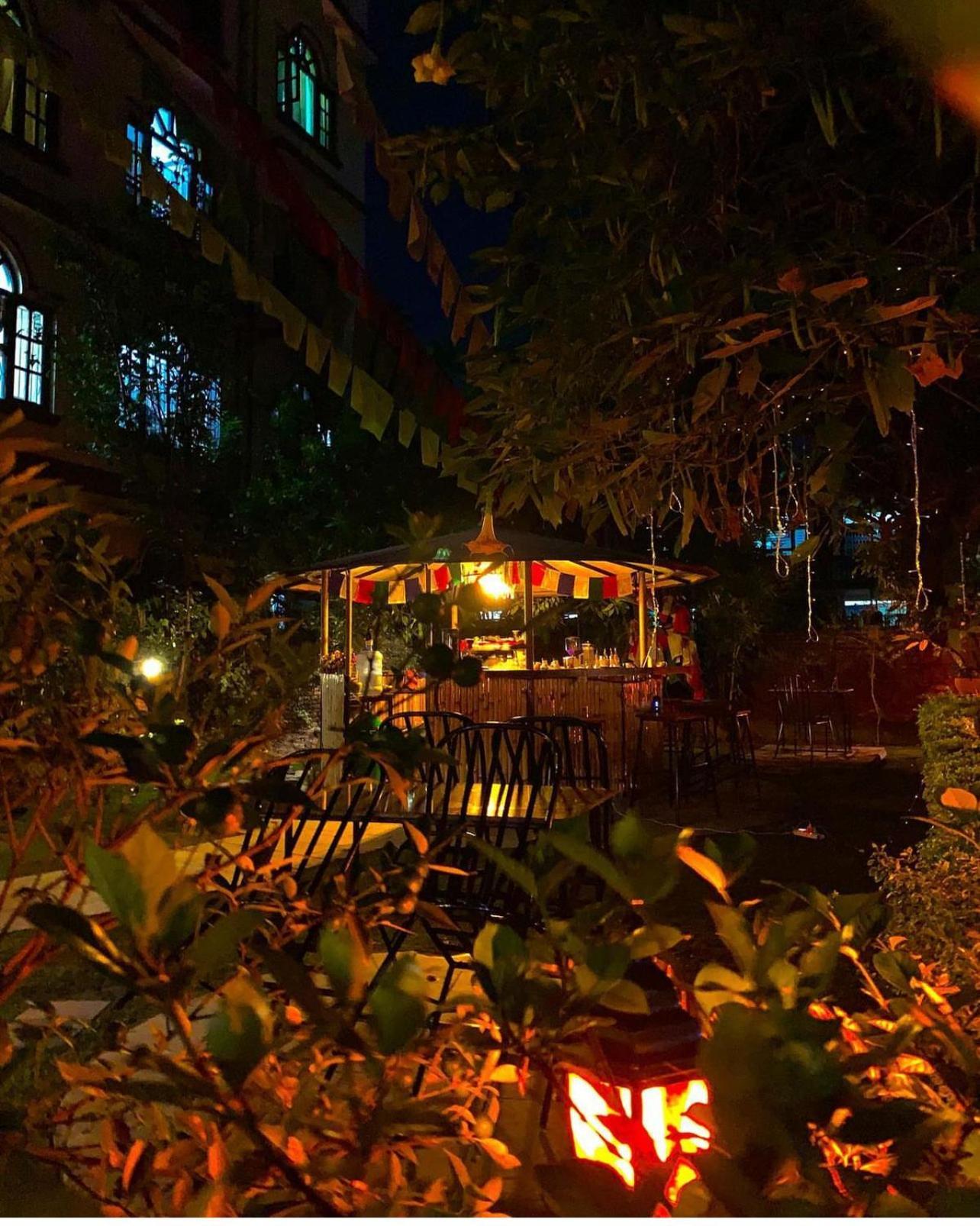 Hotel Cloud 9 Garden Kathmandu Esterno foto